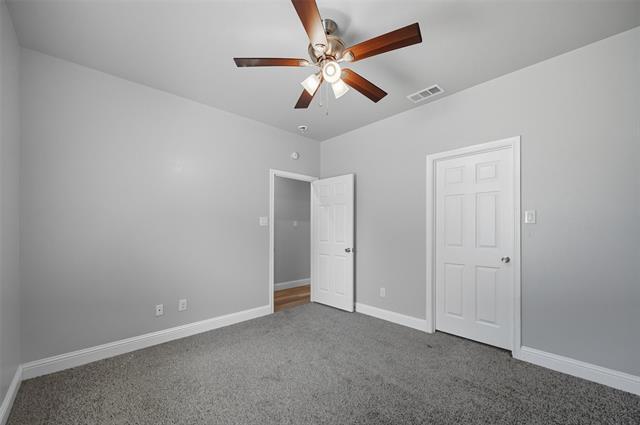 Building Photo - 2115 Hemphill St