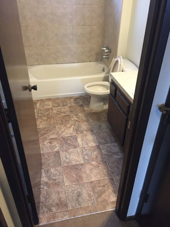 Building Photo - Steilacoom 1 bedroom with a view of  the