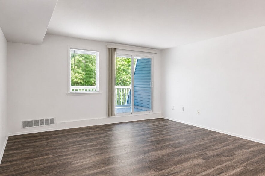 Building Photo - The Cascades Apartments and Townhomes