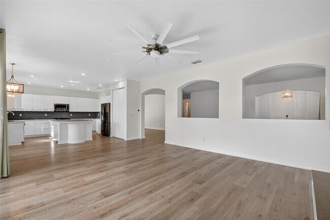 Building Photo - 7176 Sandgrace Ln