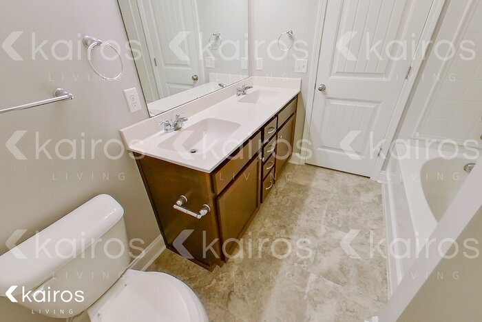 Building Photo - 601 Ferguson Ln