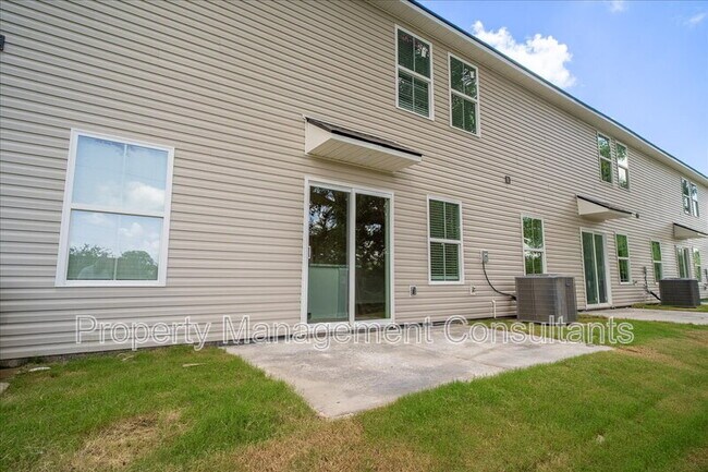 Building Photo - 4151 Hudson Ct SW