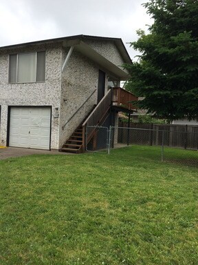 Building Photo - 670w13