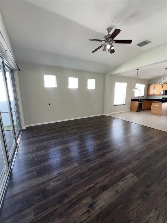 Building Photo - 8436 Greenbank Blvd