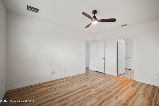 Building Photo - 1065 Dugan CIR SE