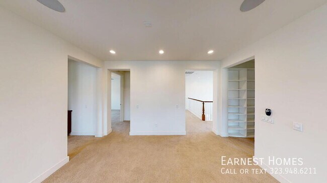 Building Photo - 12073 Carabela Ct