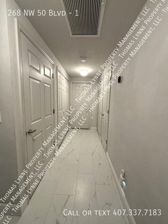 Building Photo - 268 NW 50th Blvd