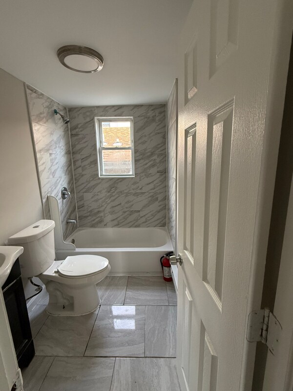 Building Photo - 171 Godwin Ave