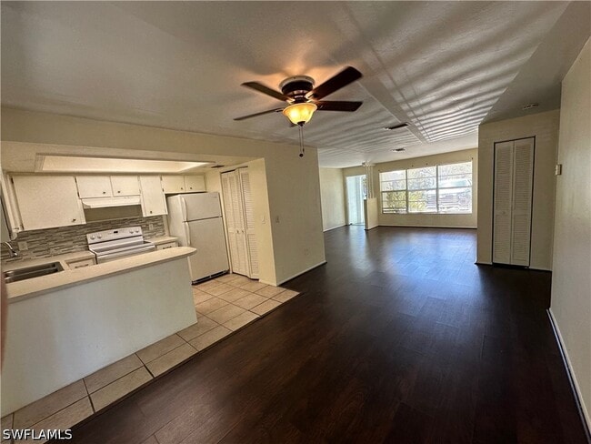 Building Photo - 7209 Barragan Rd