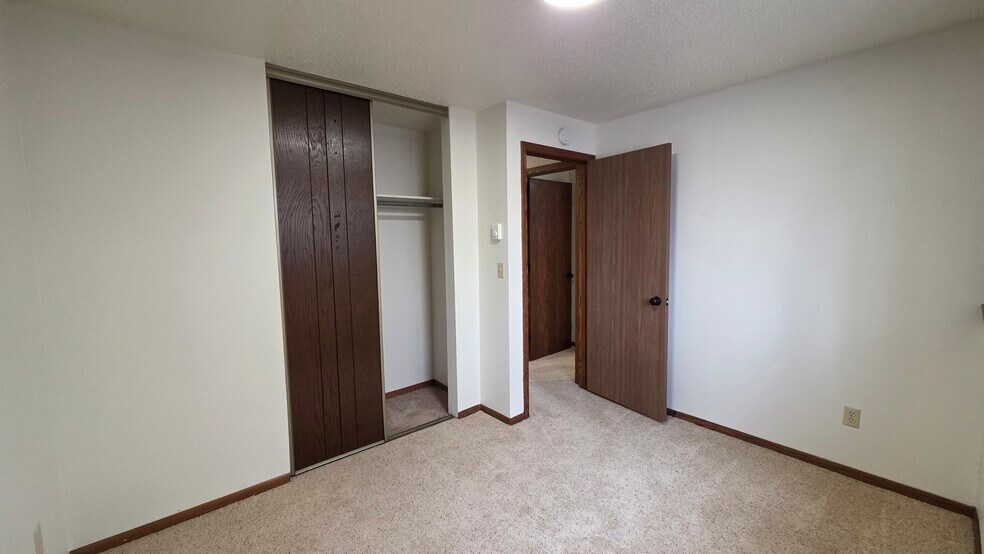 Building Photo - 3301 2nd St N