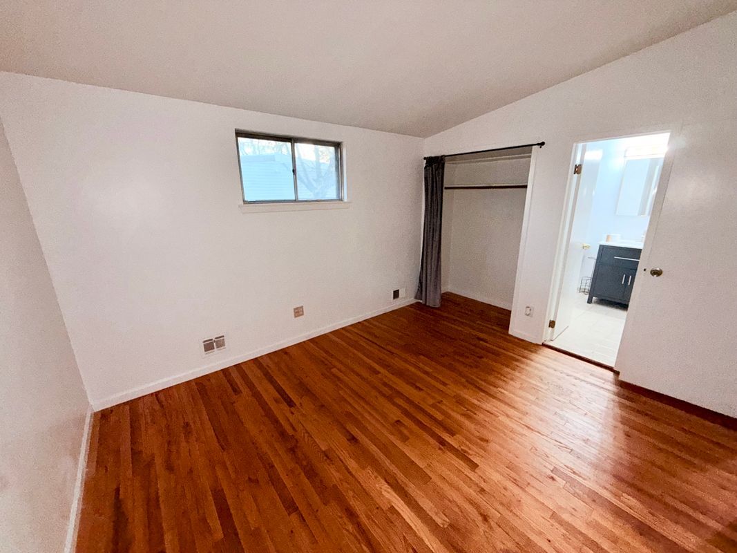 Building Photo - 30 Kayron Dr