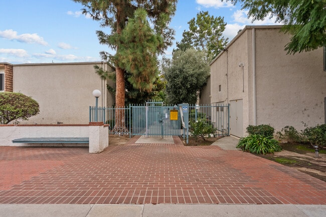 Building Photo - 5700 Etiwanda Ave