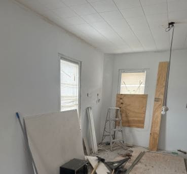 Building Photo - 2209 West Krause Avenue