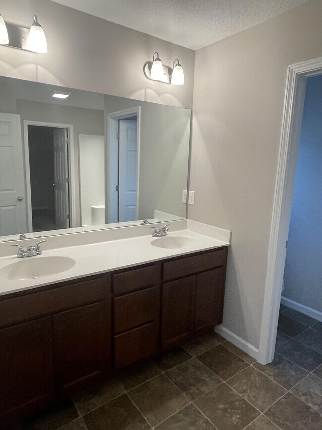 Building Photo - 8241 Zodiac Ln