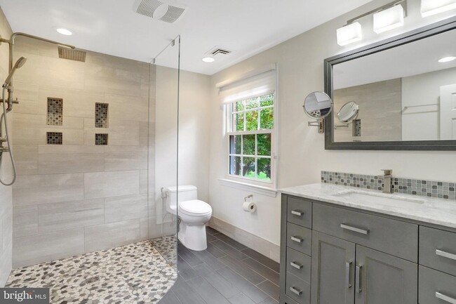 Building Photo - 4203 Pickering Pl