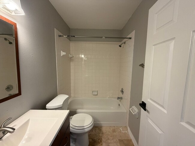 Building Photo - The perfect home waiting for you!