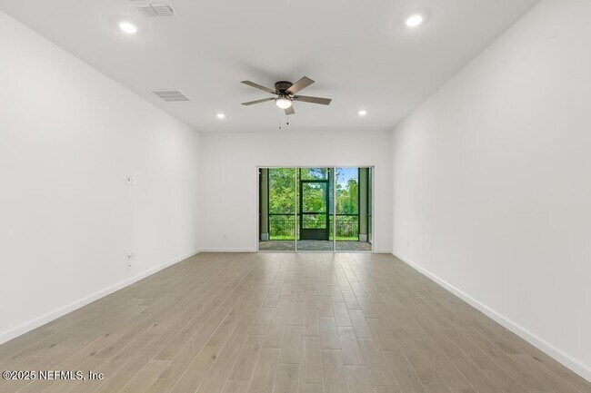 Building Photo - 355 Miromar Lk Dr