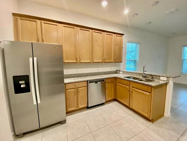 Building Photo - 10271 Austrina Oak Loop