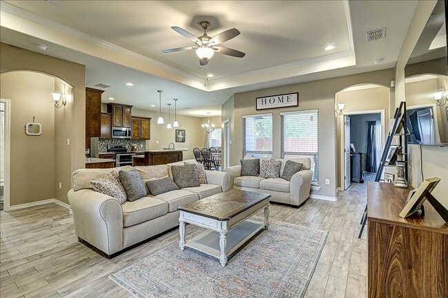 Building Photo - 5817 Bella Di Giorno Dr