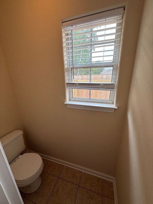Building Photo - Gated Community - 3 Bedroom 2 Bathroom Cordova Rental Home
