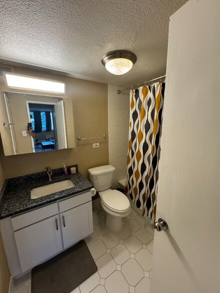 Building Photo - 1196 N Grant St