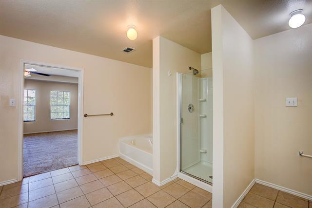 Building Photo - 4544 Martingale View Ln