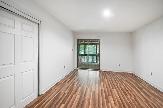 Building Photo - 3606 Top of the Pines Ct