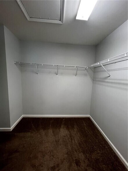Building Photo - 254 Shaw Dr
