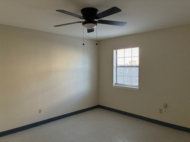 Building Photo - 3801 Salinas Ave