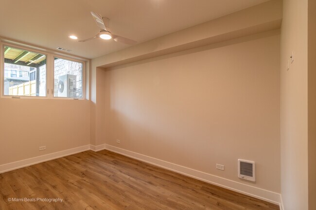 Building Photo - 507 E 60th St