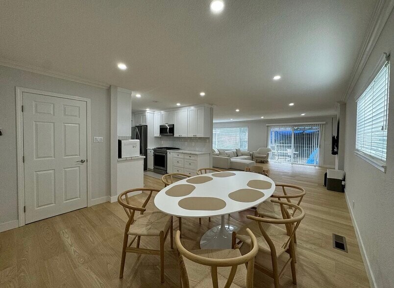 Building Photo - 1648 Trona Way