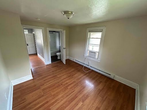 Building Photo - 102 Lauren Ave