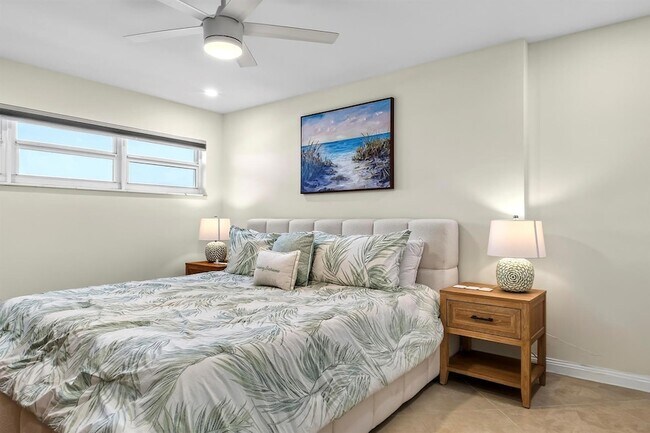 Building Photo - 111 N Pompano Beach Blvd