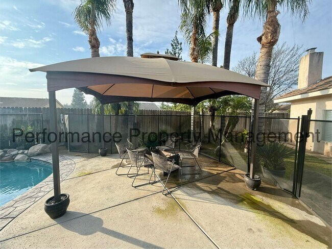 Building Photo - Gorgeous 3 Bed/2 Bath + Office w/ Solar, Pool & $0 Deposit Option