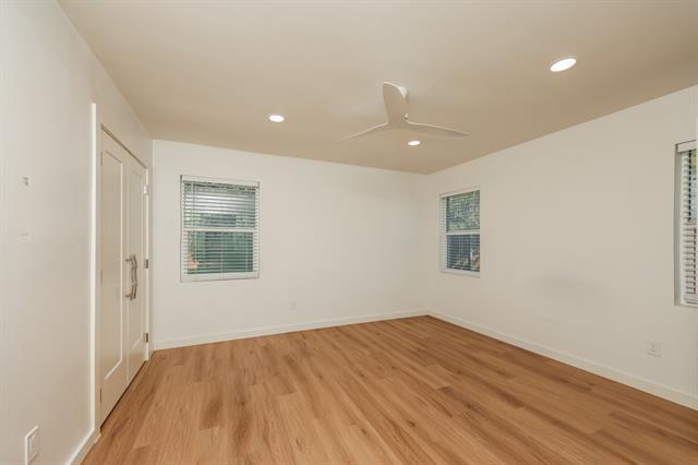 Building Photo - 6123 Woodcrest Ln