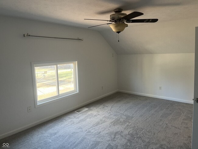 Building Photo - 1480 E 71st St