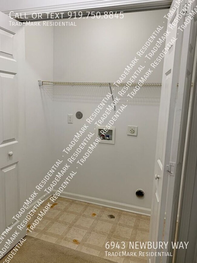 Building Photo - 6943 Newbury Way