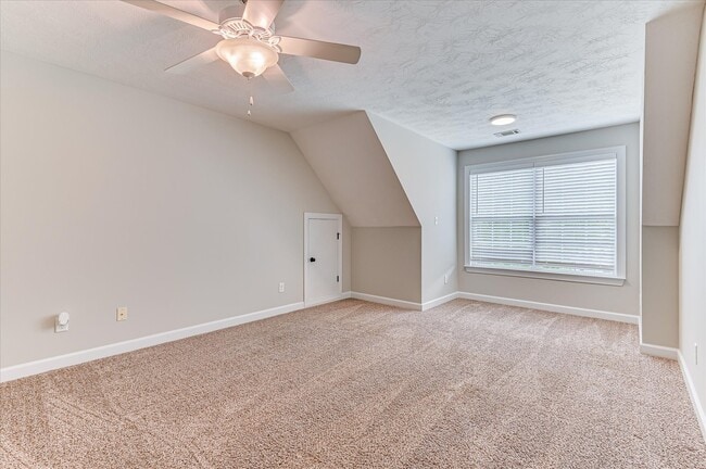 Building Photo - 1111 Sumter Landing Cir