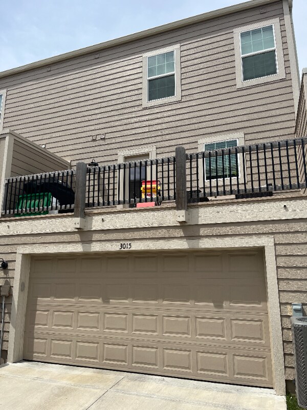 Building Photo - 3015 Swift St