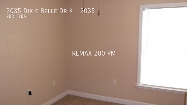 Building Photo - 2035 Dixie Belle Dr