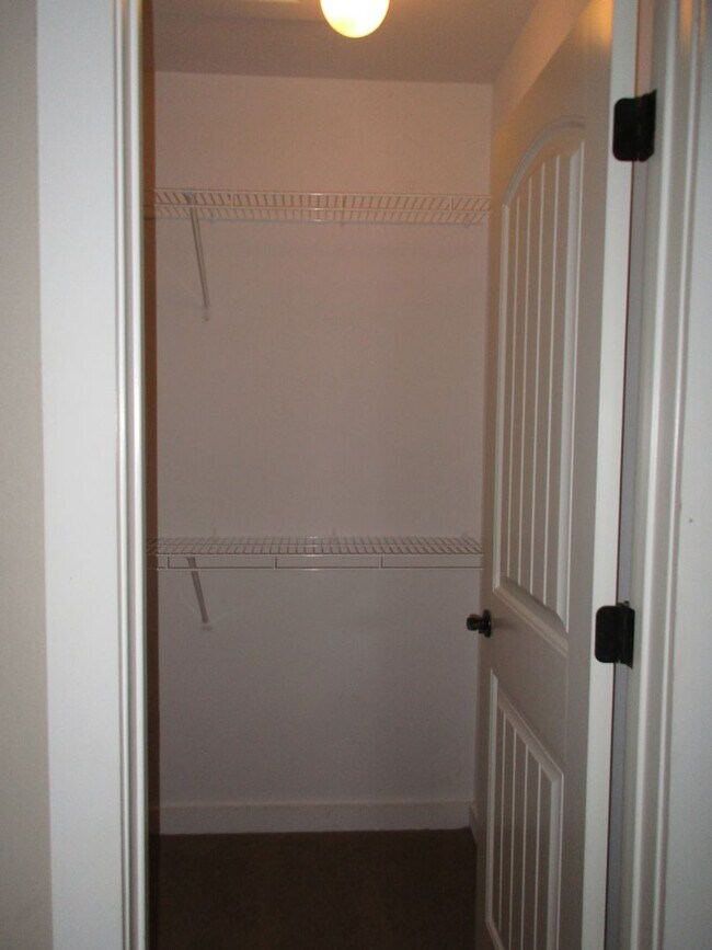 Building Photo - Maumelle Townhome