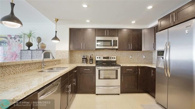 Building Photo - 3900 Galt Ocean Dr