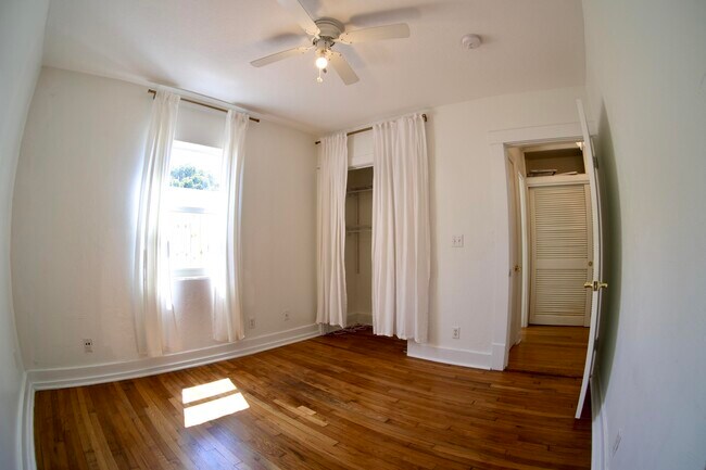 Building Photo - 620 Winters St