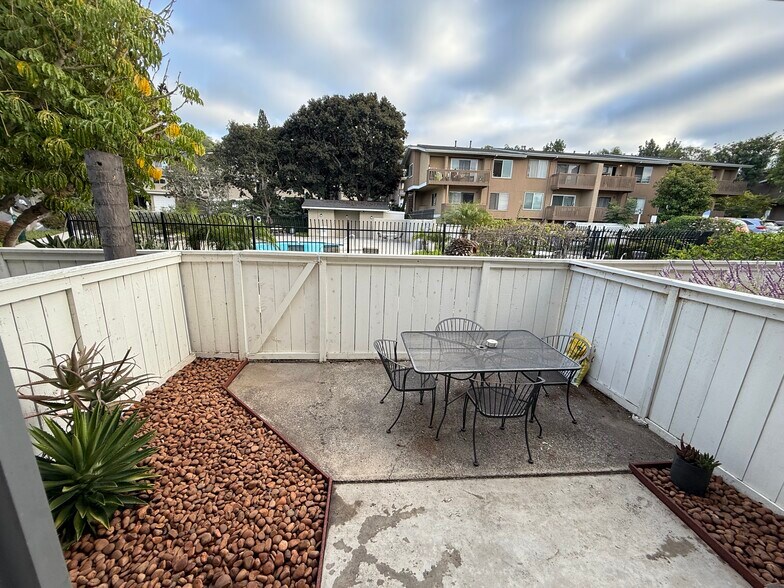 Building Photo - 4213 La Casita Way