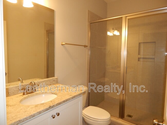 Building Photo - 408 Senate St