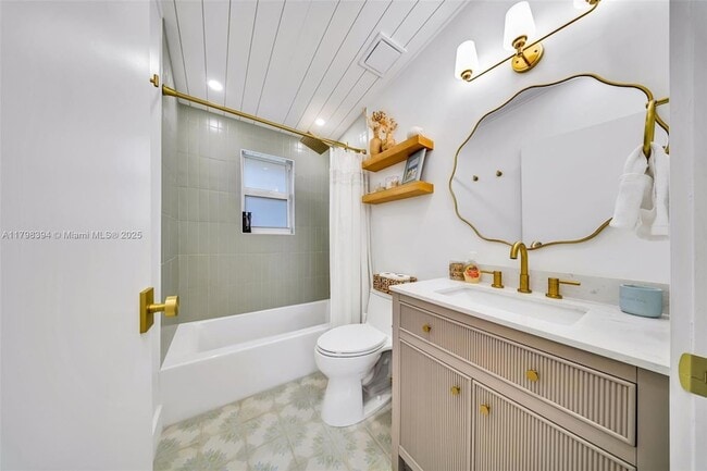 Building Photo - 129 Nautilus Dr