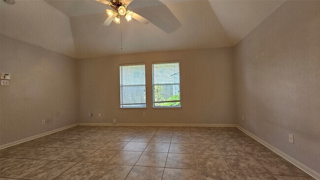 Building Photo - 2314 Hannover Way