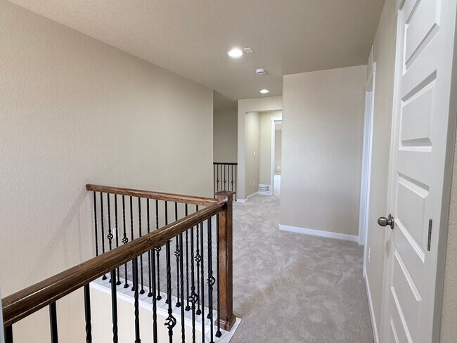 Building Photo - 6531 Wexford Dr