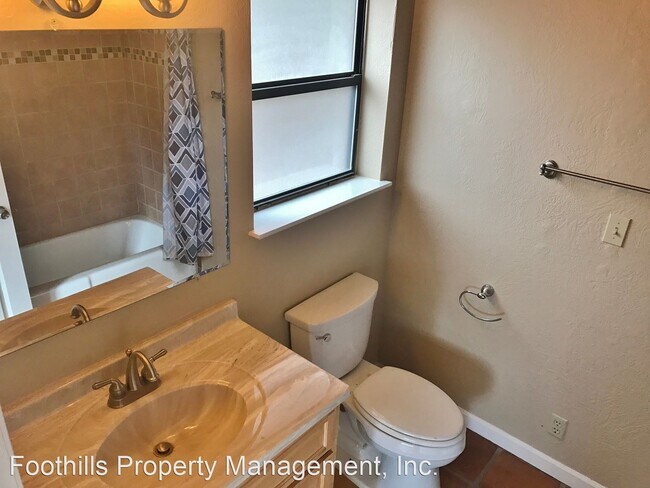 Building Photo - 5 br, 3 bath House - 3455 Moki Drive