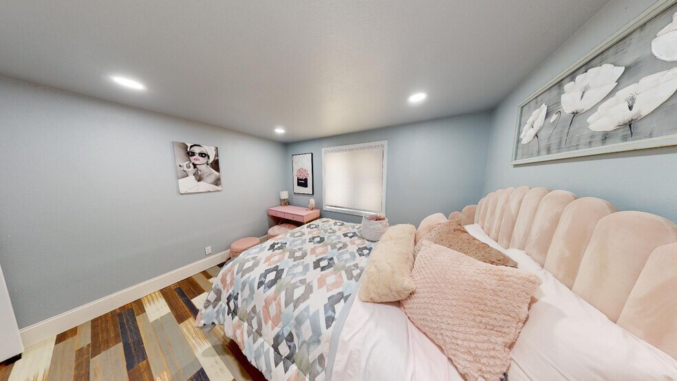 Building Photo - 21 Woodmere Ct